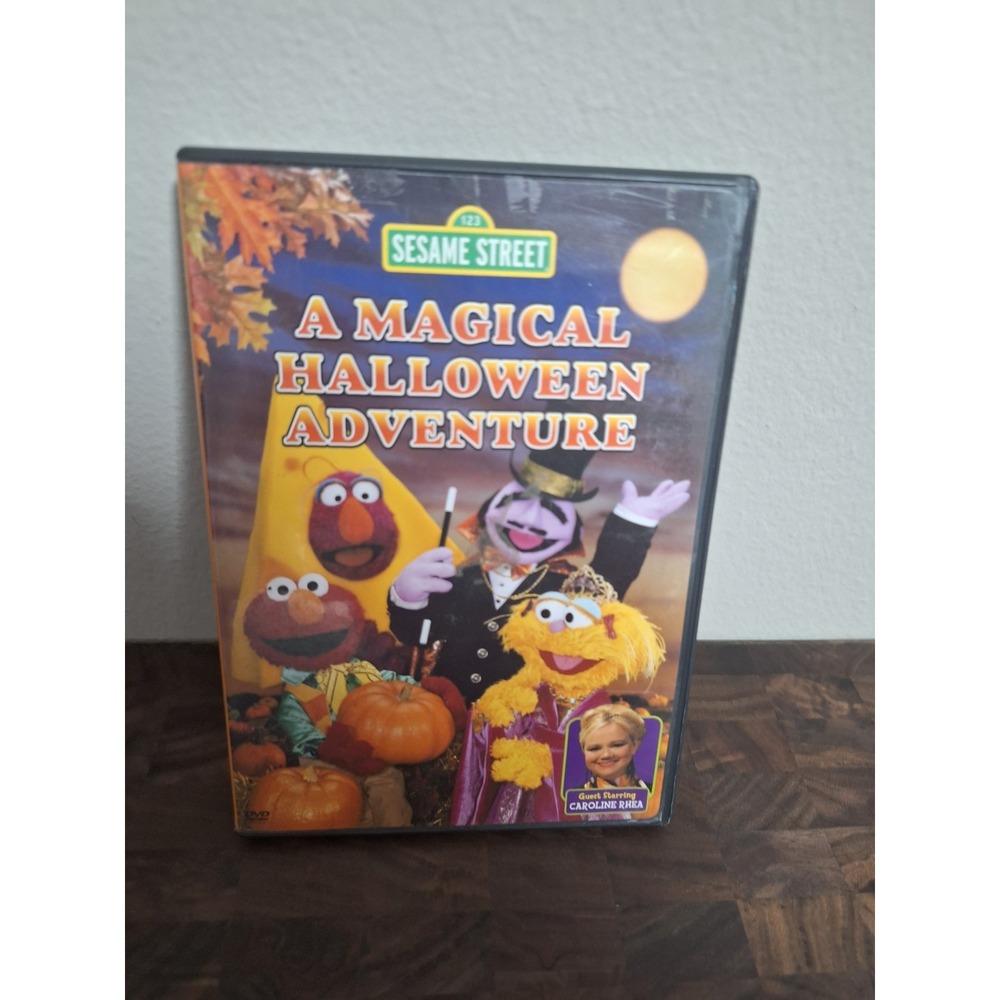 Sesame Street - A Magical Halloween Adventure - Elmo , Caroline Rhea - DVD